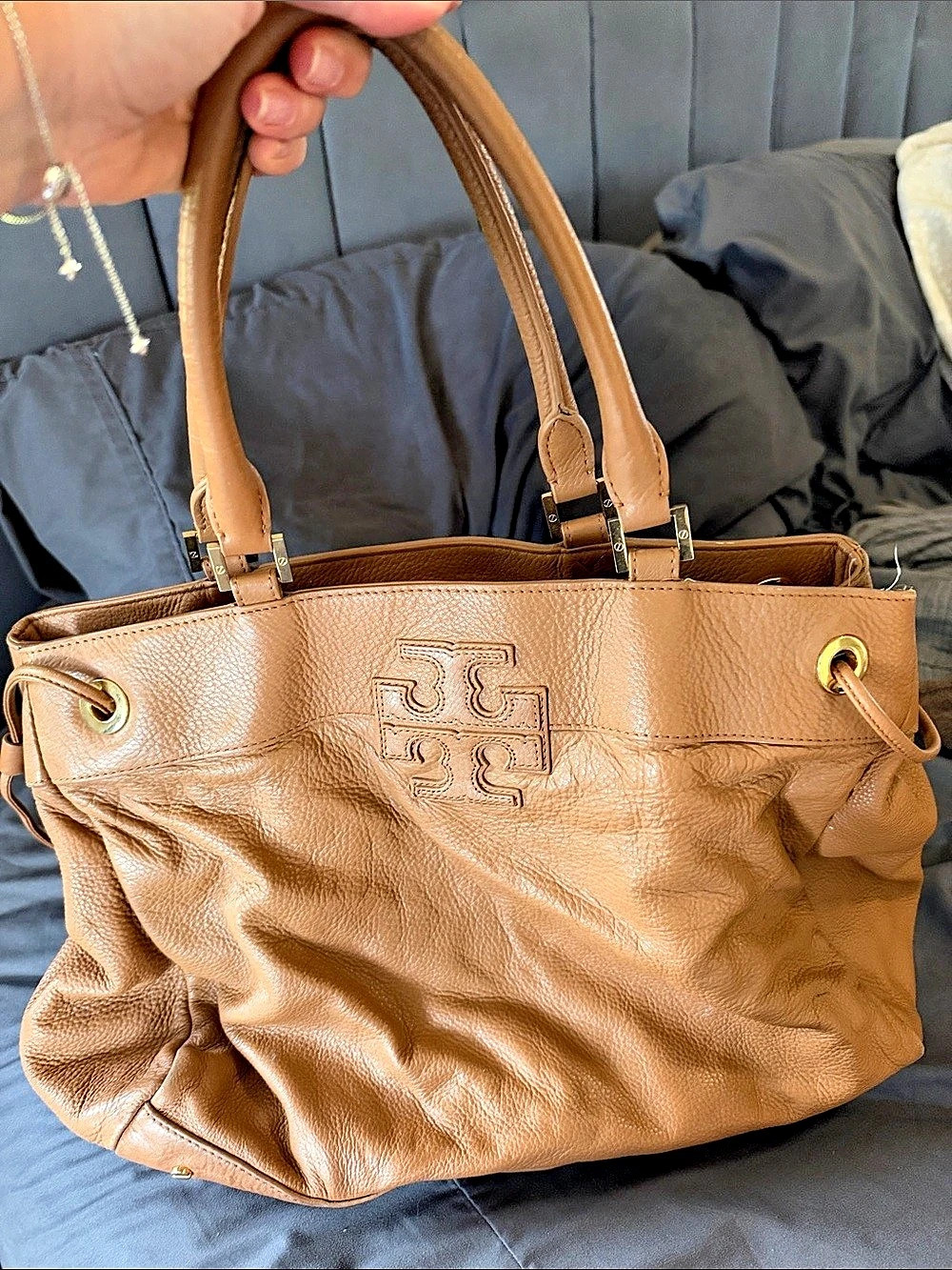 Tory Burch Amanda Tote Leather in Brown